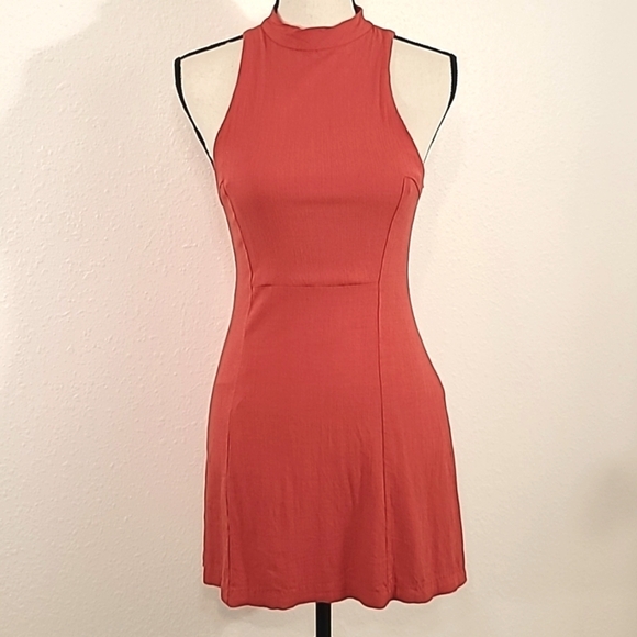 Free People Dresses & Skirts - FREE PEOPLE Red-Orange Open Back Lined Dress, size Small